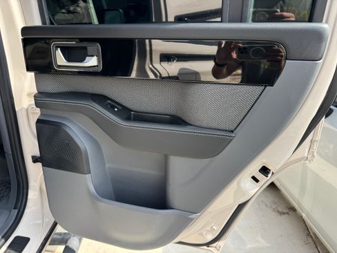 Used 2024 INEOS Grenadier image 10