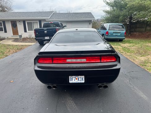 Used 2012 Dodge Challenger R/T Plus image 13