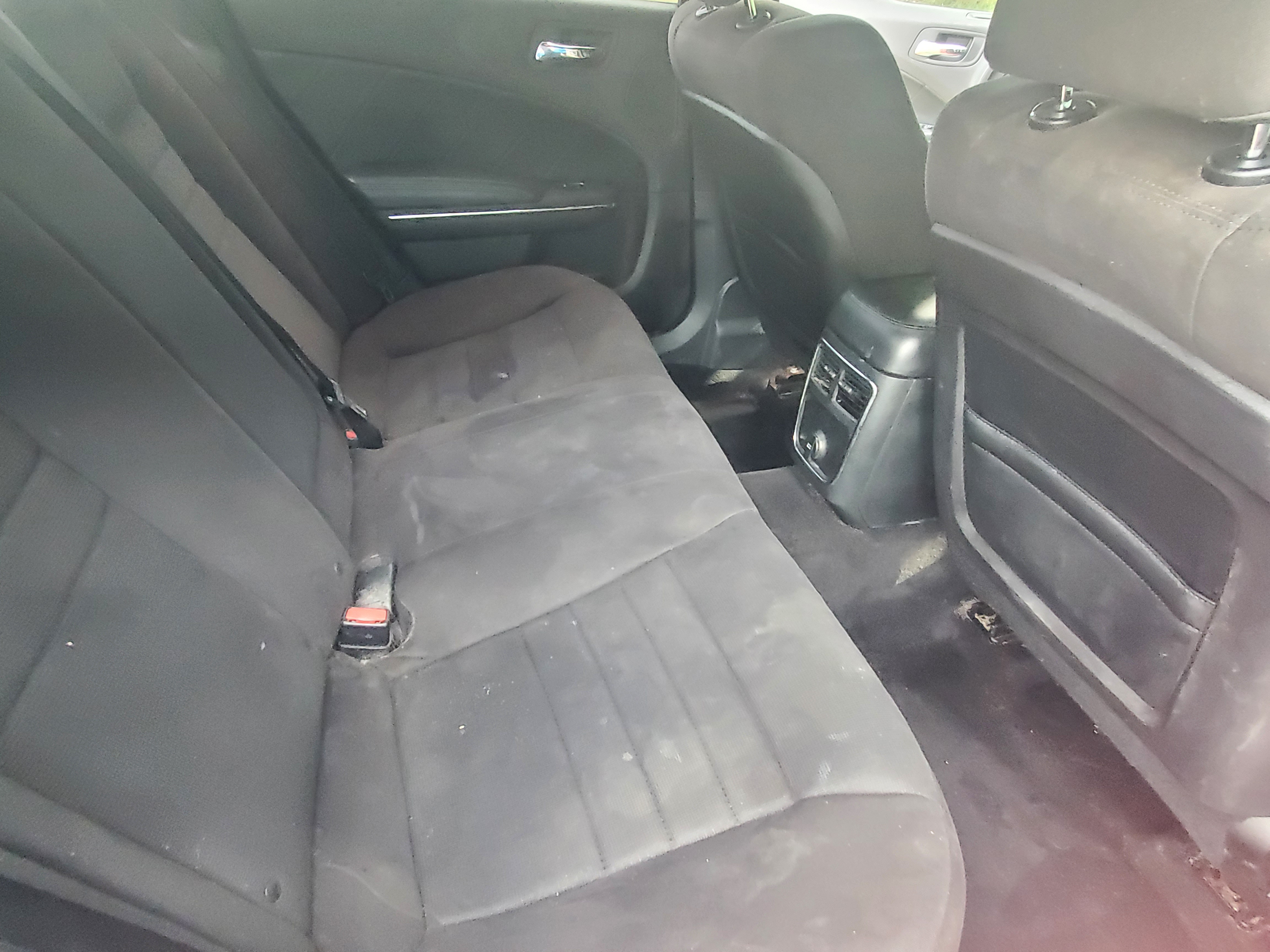 Used 2014 Dodge Charger R/T w/ Blacktop Package RWD image 11