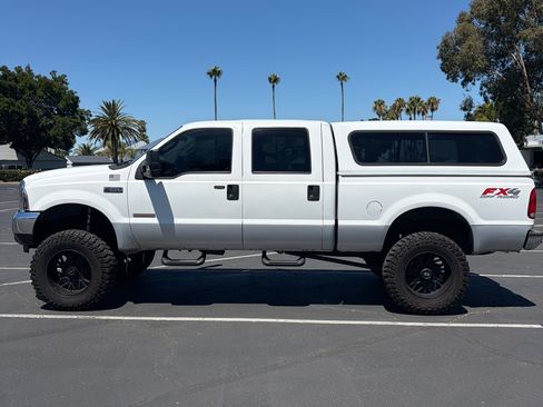Used 2004 Ford F250 Lariat AWD/4WD image 6