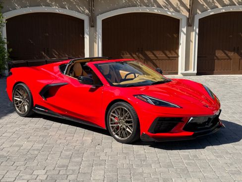 Used 2020 Chevrolet Corvette Stingray Premium Cpe w/ 3LT Preferred Equipment Group image 4