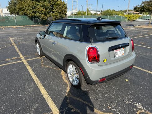 Used 2022 MINI Cooper SE image 19