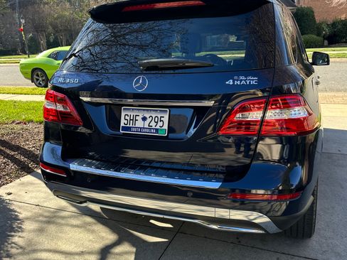 Used 2013 Mercedes-Benz ML 350 ML 350 4MATIC Sport Utility 4D image 9