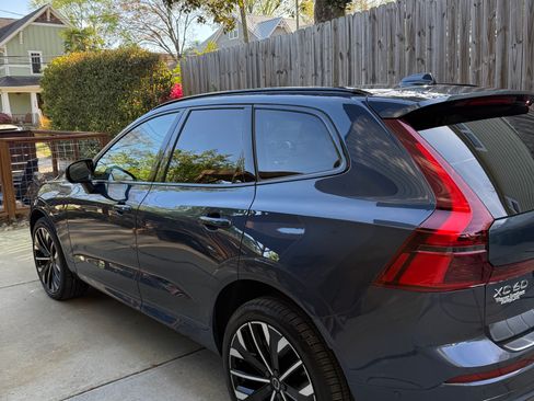 Used 2026 Volvo XC60 T8 Ultra w/ Protection Package Premier image 1