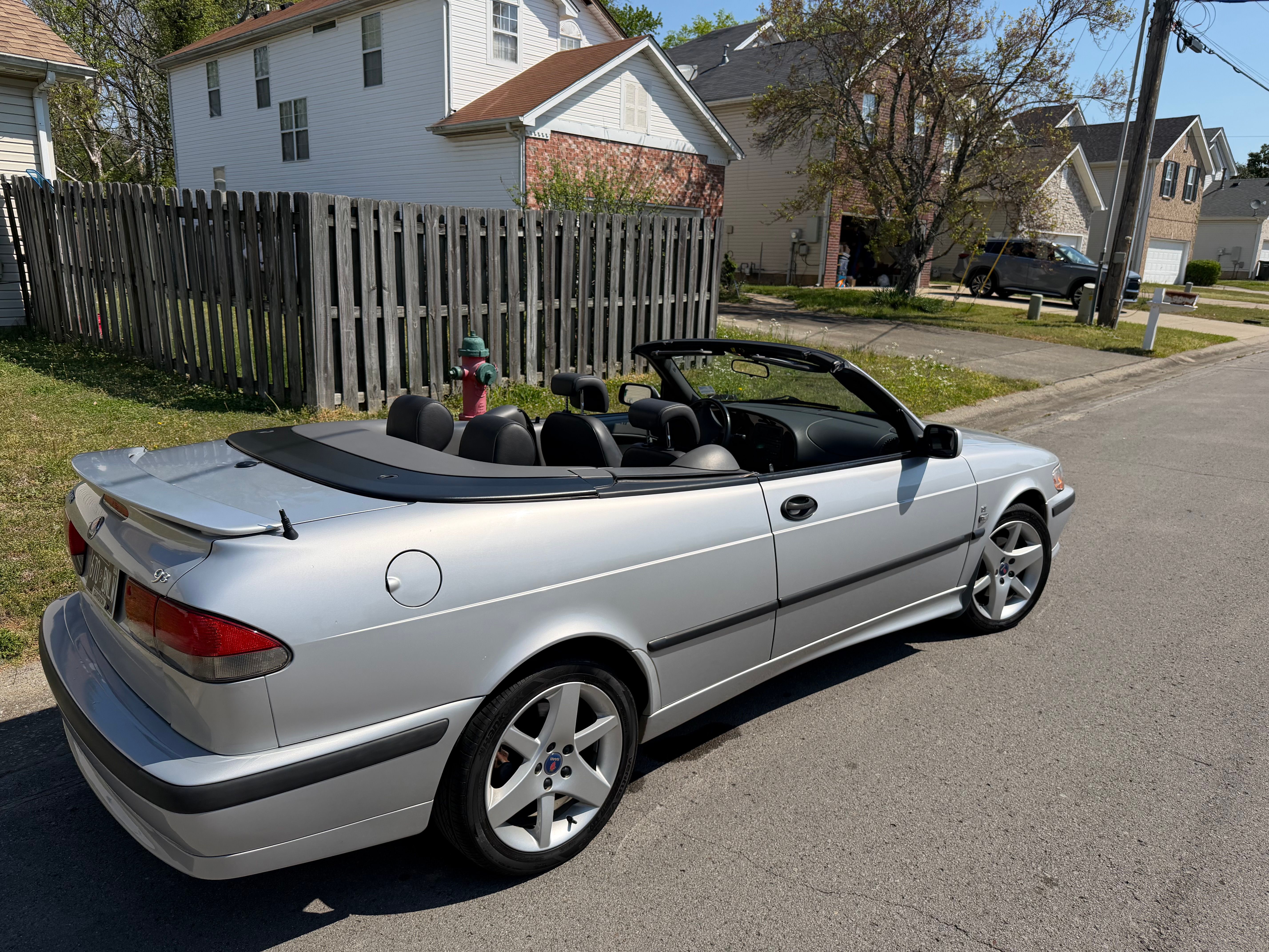 Used 2002 Saab 9-3 SE FWD image 2