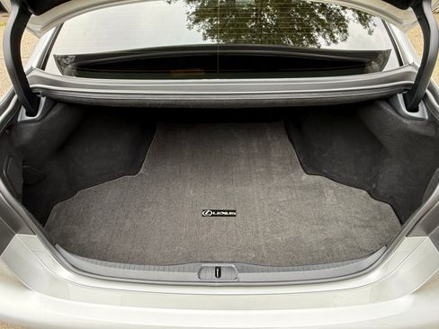 Used 2013 Lexus LS 460 w/ F-Sport Pkg RWD image 15