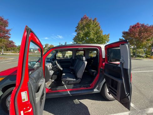 Used 2005 Honda Element EX image 13