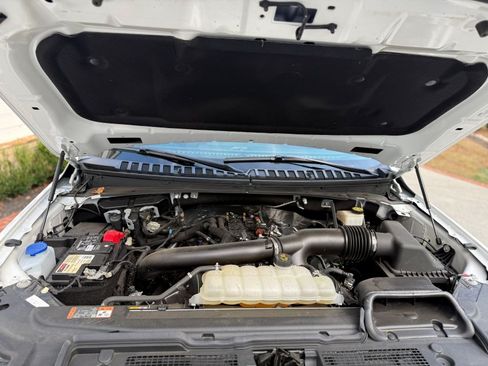 Used 2022 Ford Expedition Max Limited image 17