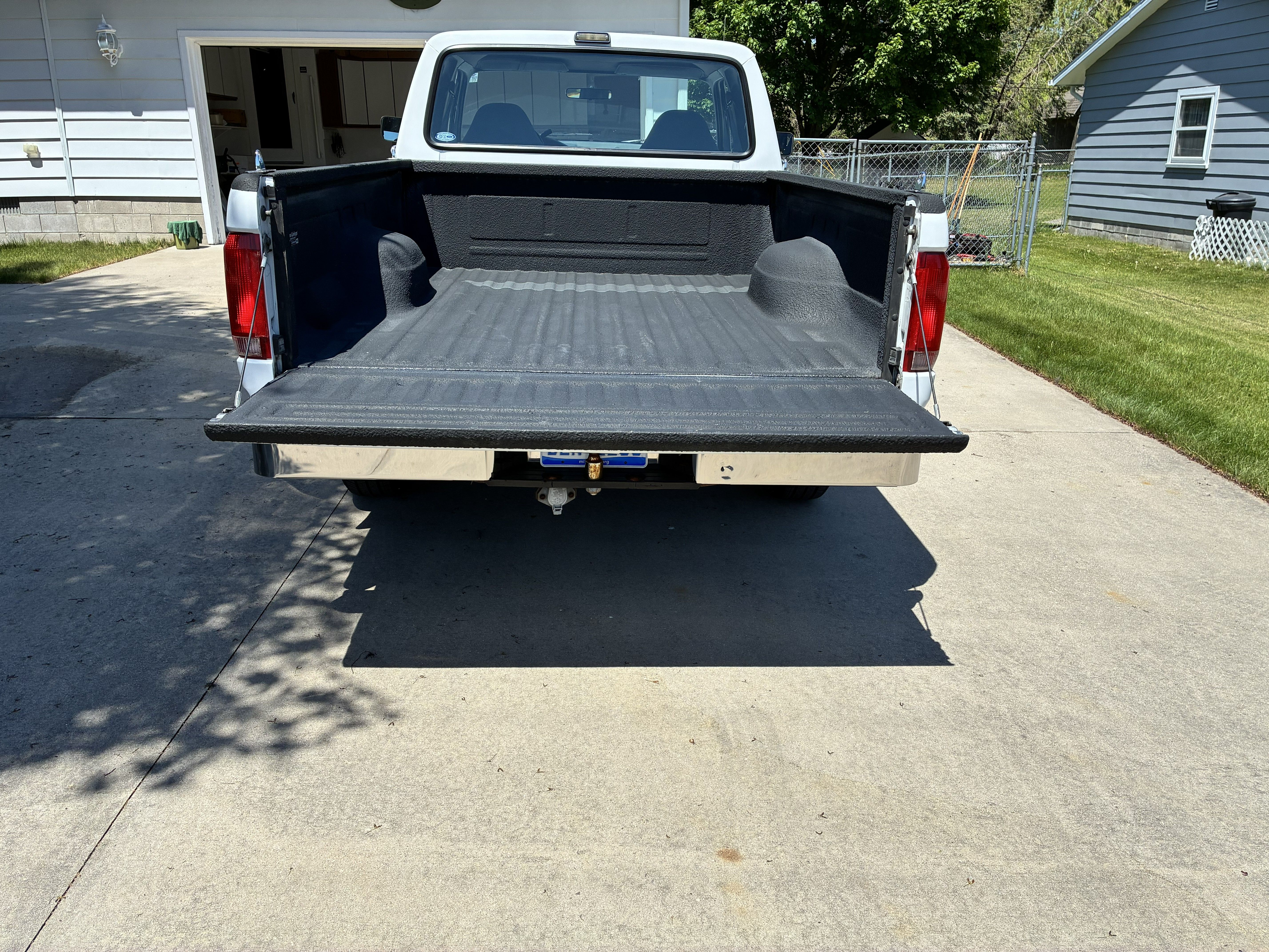 Used 1993 Ford F150 XL RWD image 8
