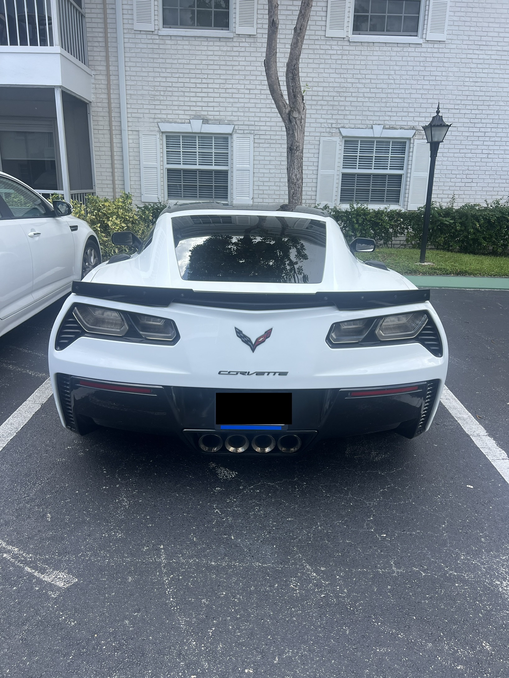 Used 2016 Chevrolet Corvette Z06 w/ 2LZ Preferred Equipment Group RWD image 8