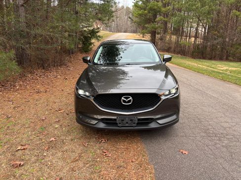 Used 2018 MAZDA CX-5 Touring image 5