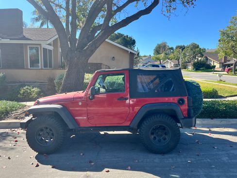 Used 2010 Jeep Wrangler Sport image 4