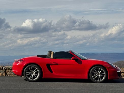 Used 2016 Porsche Boxster RWD image 11