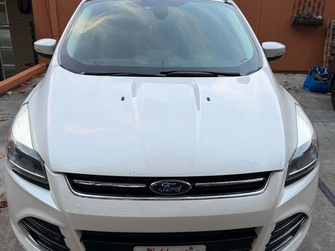 Used 2013 Ford Escape Titanium w/ Parking Technology Pkg image 10