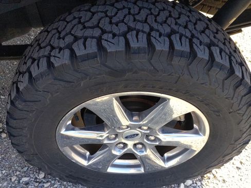 Used 2020 Ford F150 Lariat image 12