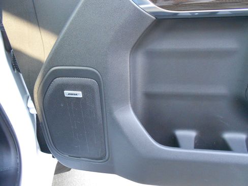 Used 2019 Chevrolet Silverado 1500 RST image 26