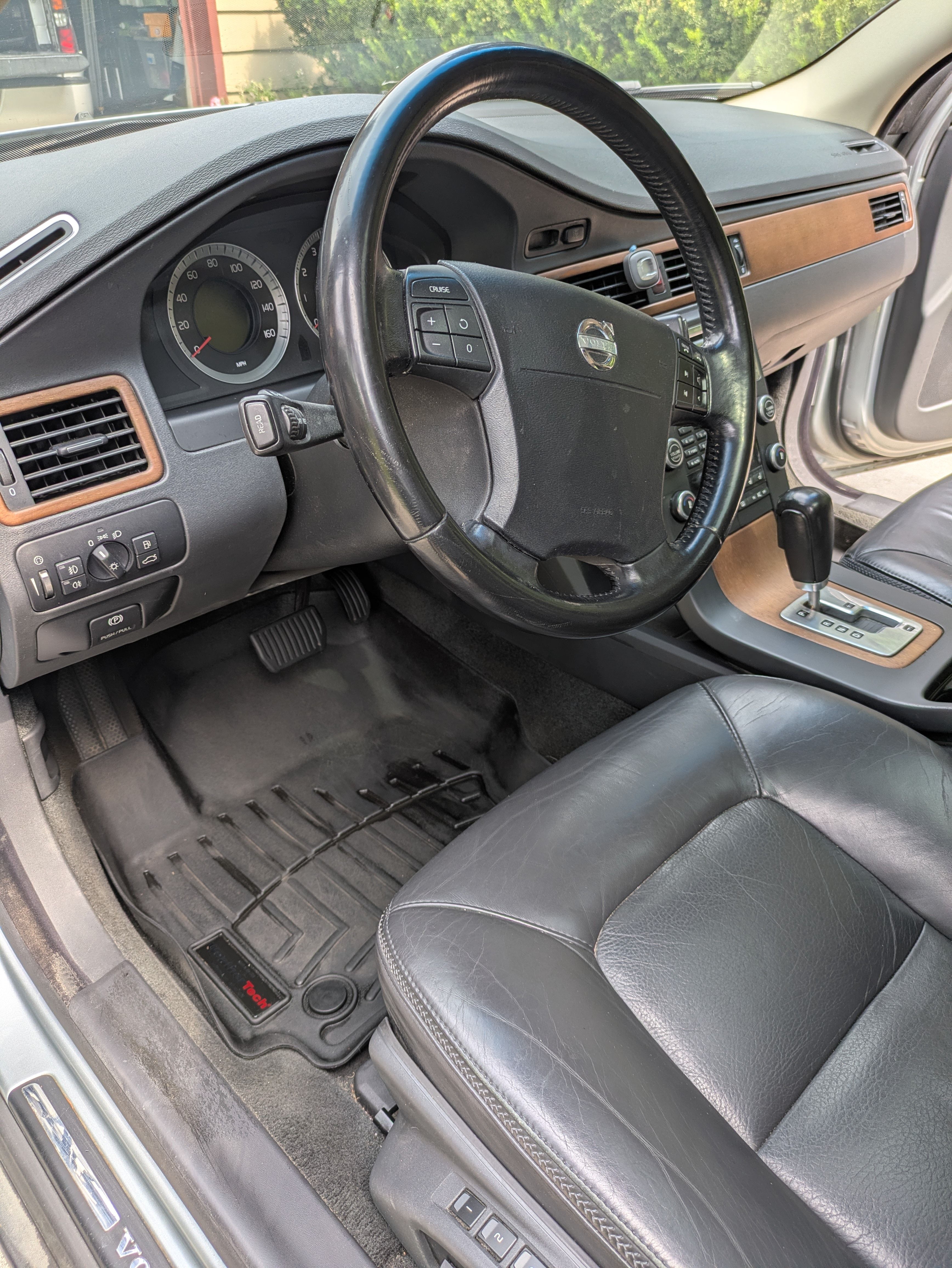 Used 2009 Volvo XC70 3.2 AWD/4WD image 9