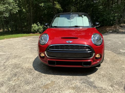 Used 2017 MINI Cooper S FWD image 4
