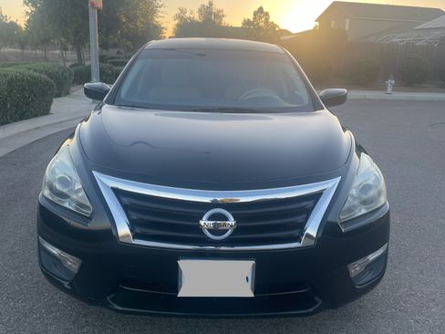 Used 2015 Nissan Altima 2.5 S w/ Special Edition Package FWD image 4
