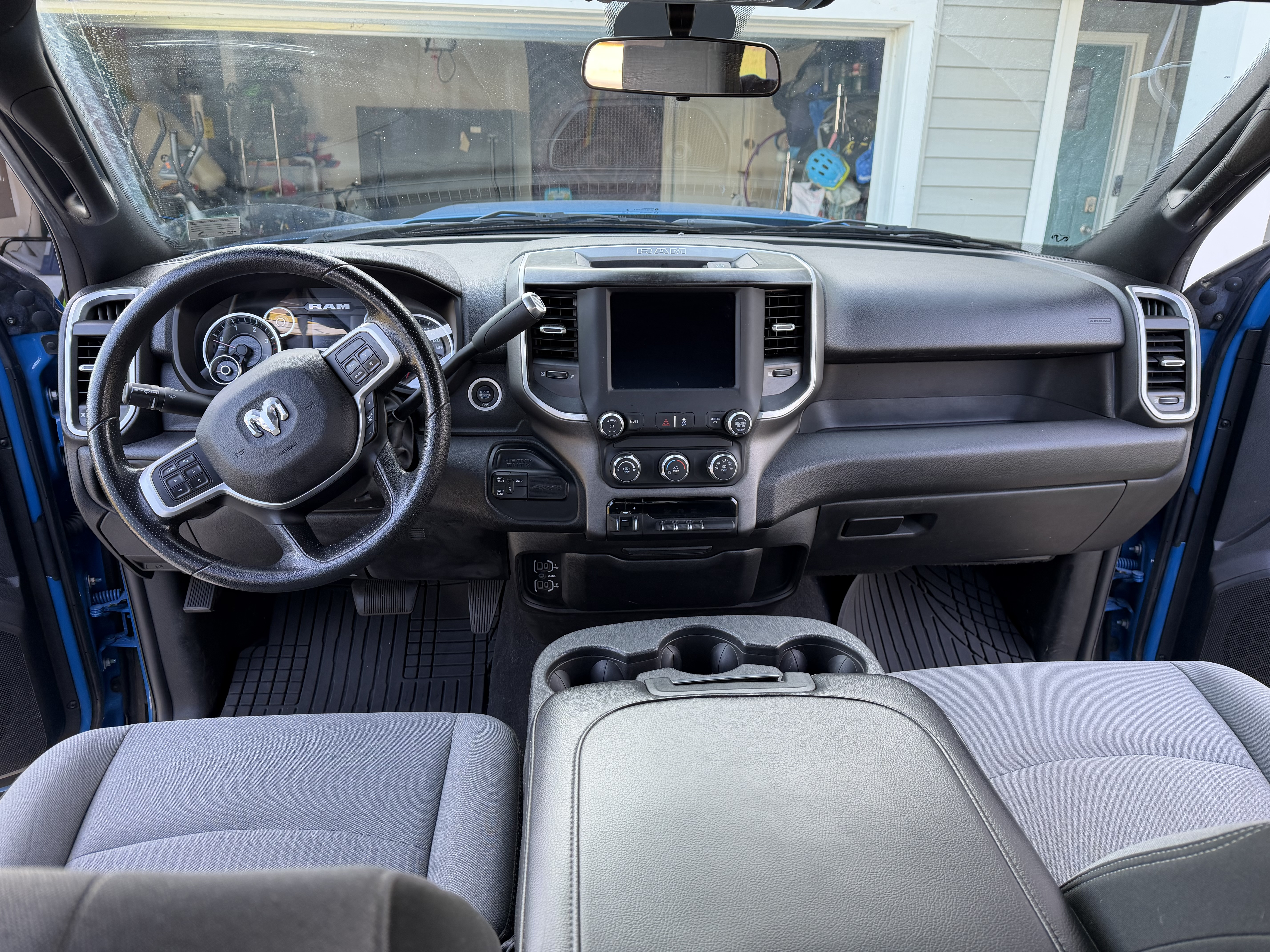 Used 2022 RAM 2500 Big Horn AWD/4WD image 12