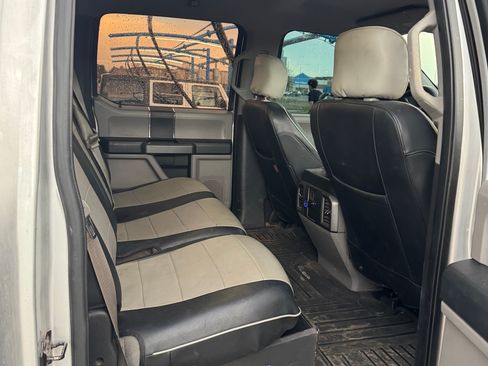 Used 2015 Ford F150 XLT w/ Equipment Group 301A Mid image 13