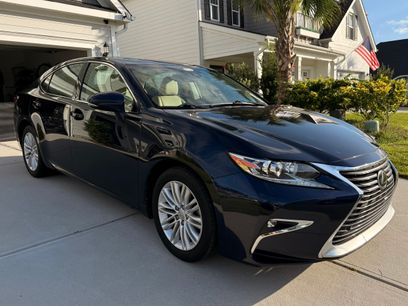 Used 2016 Lexus ES 350 w/ Premium Package w/Wood Trim