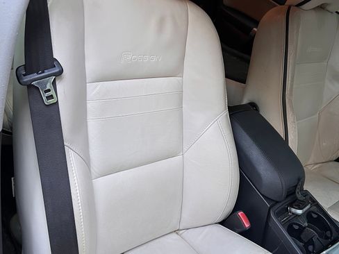 Used 2013 Volvo XC90 3.2 R-Design FWD image 5