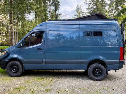 Used 2019 Mercedes-Benz Sprinter 144 image 5