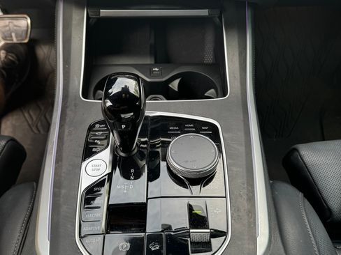 Used 2022 BMW X5 xDrive45e w/ M Sport Package AWD/4WD image 15