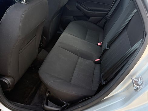 Used 2016 Ford Focus SE w/ SE Sport Package image 11