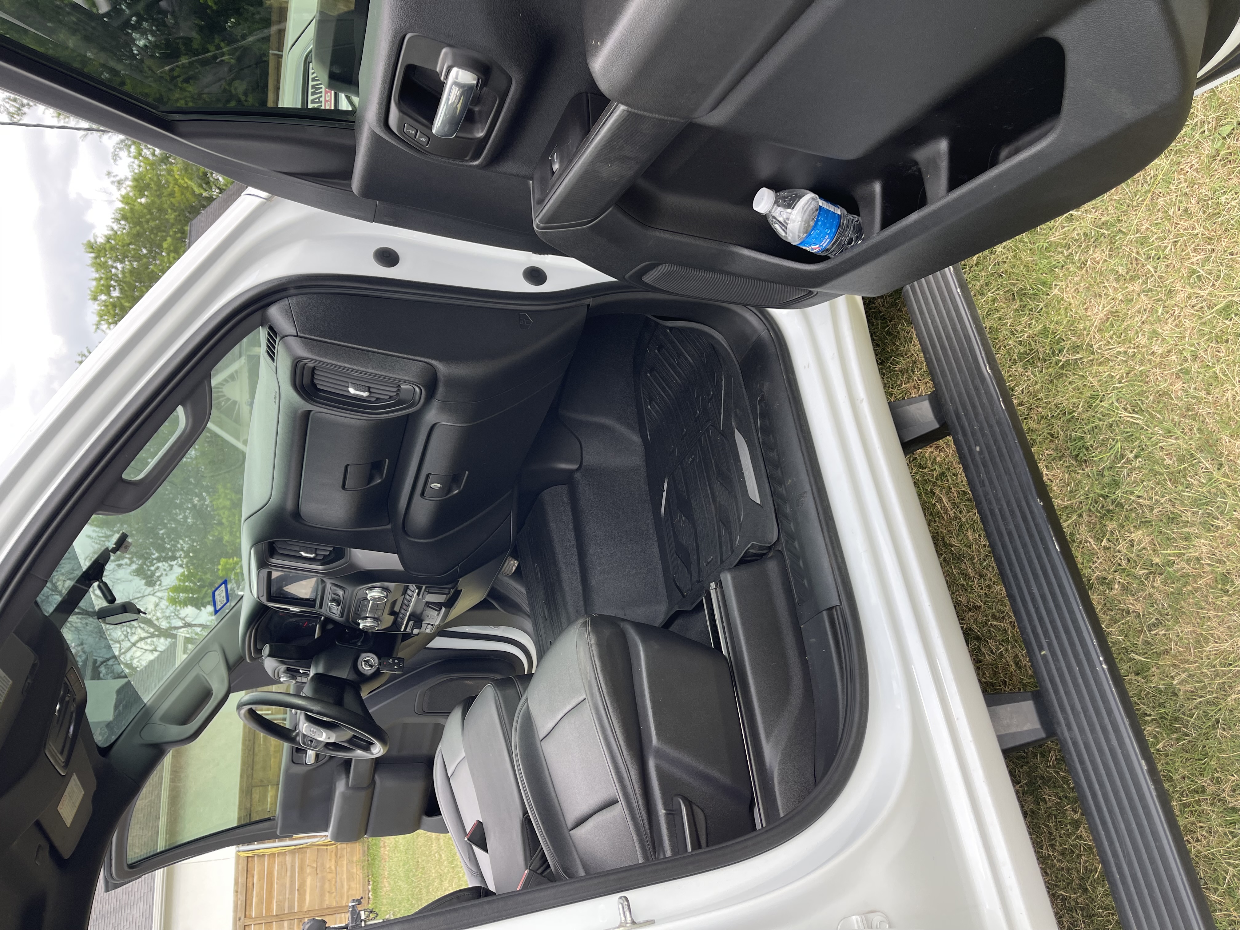 Used 2020 GMC Sierra 3500 4x4 Crew Cab w/ Convenience Package image 12