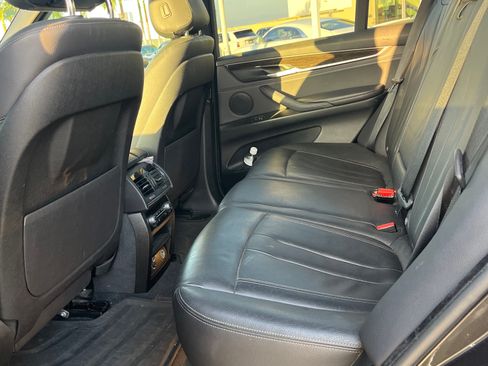 Used 2018 BMW X5 xDrive35d image 11