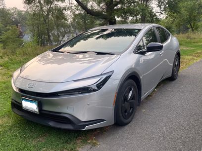 Used 2023 Toyota Prius LE
