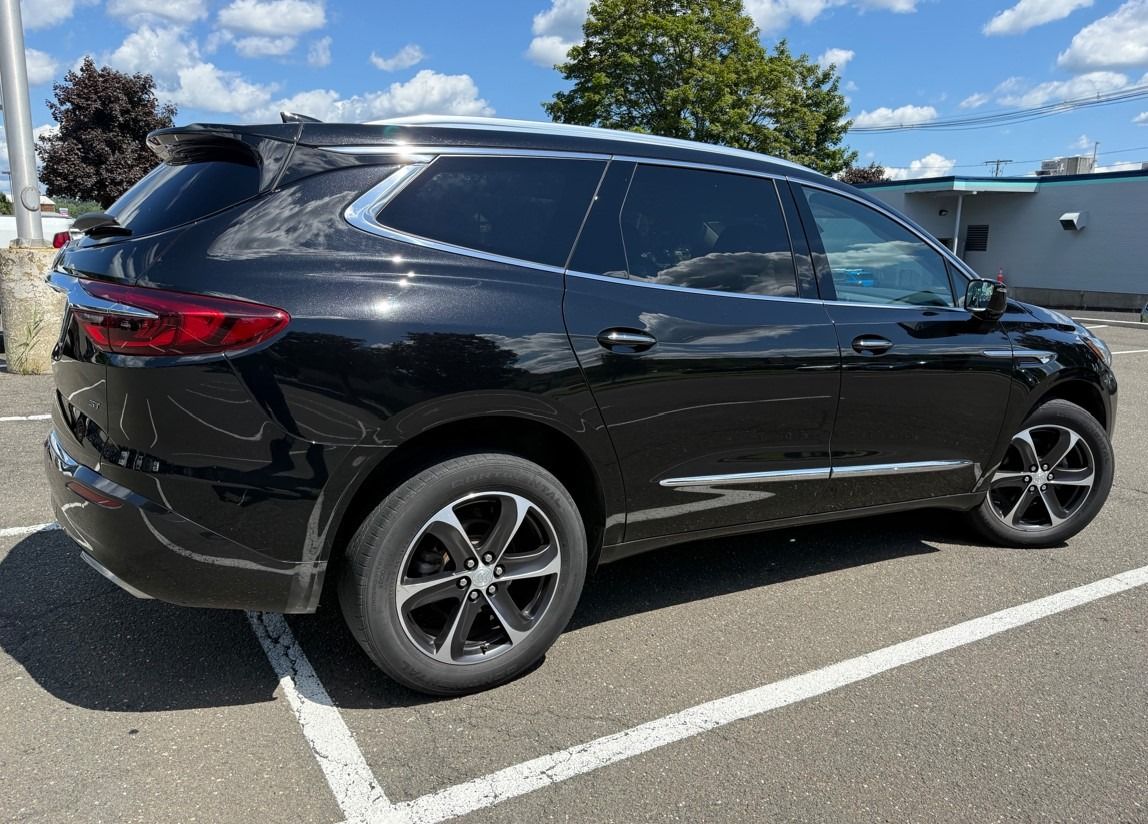 Used 2021 Buick Enclave Essence w/ Sport Touring Edition AWD/4WD image 1