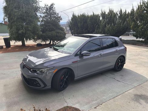 Used 2024 Volkswagen GTI Autobahn image 10