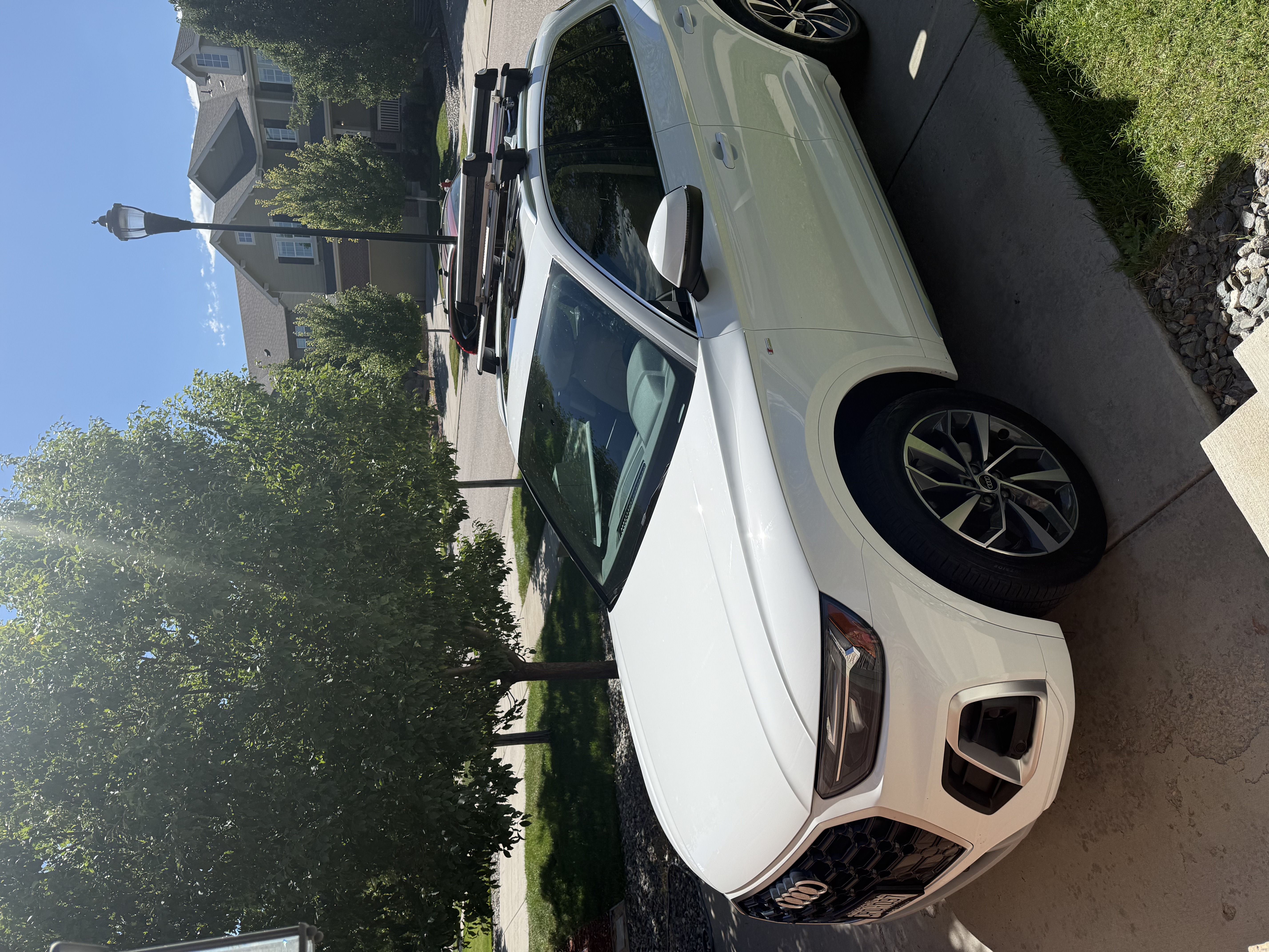 Used 2023 Audi Q5 2.0T Premium w/ Convenience Package AWD/4WD image 1