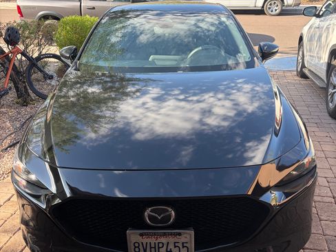 Used 2021 MAZDA MAZDA3 s FWD image 1