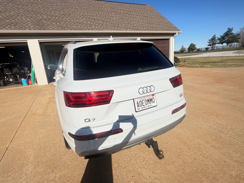 Used 2018 Audi Q7 3.0T Prestige w/ Prestige Package image 21