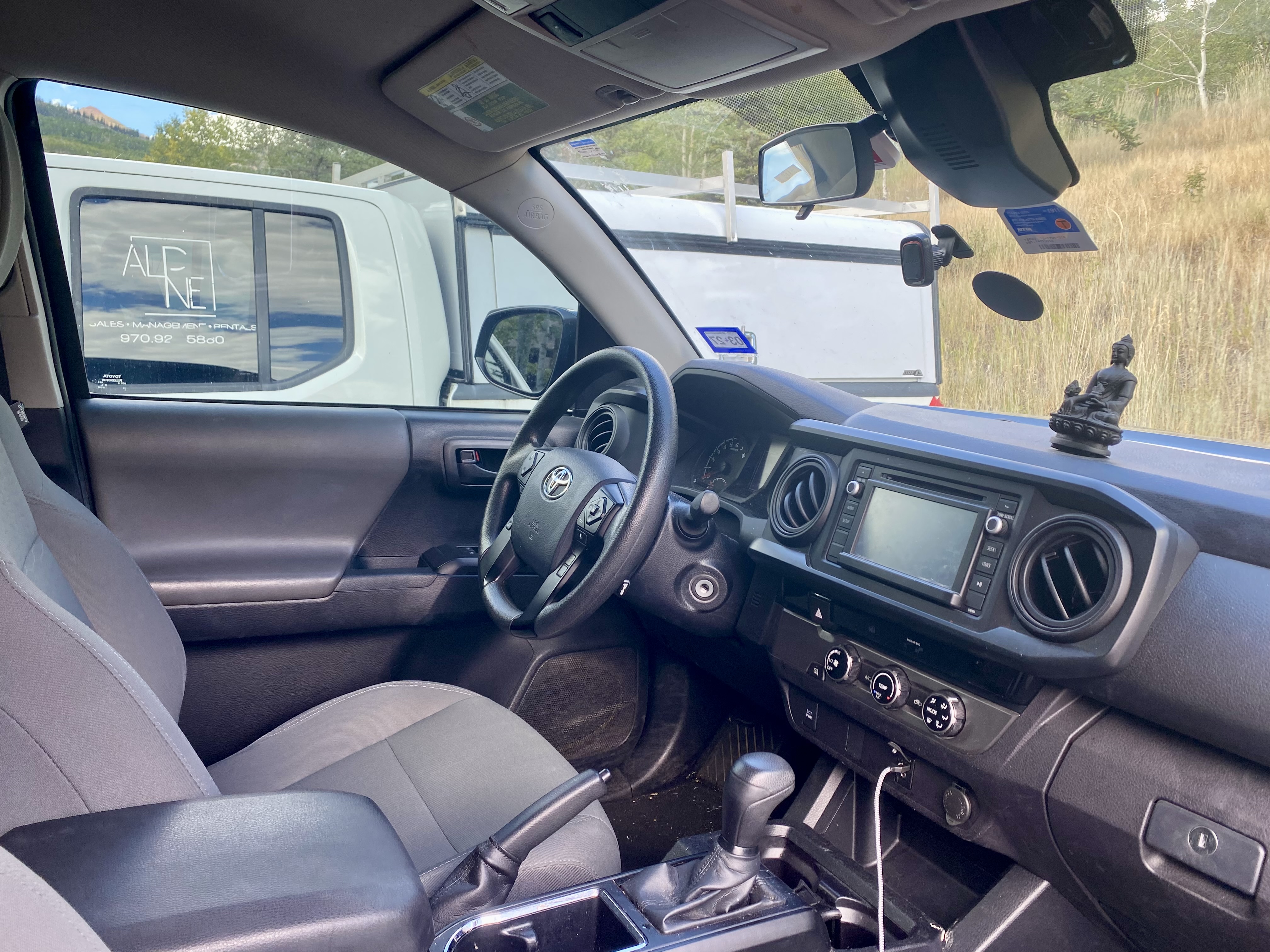 Used 2018 Toyota Tacoma SR w/ SR Convenience Package RWD image 6
