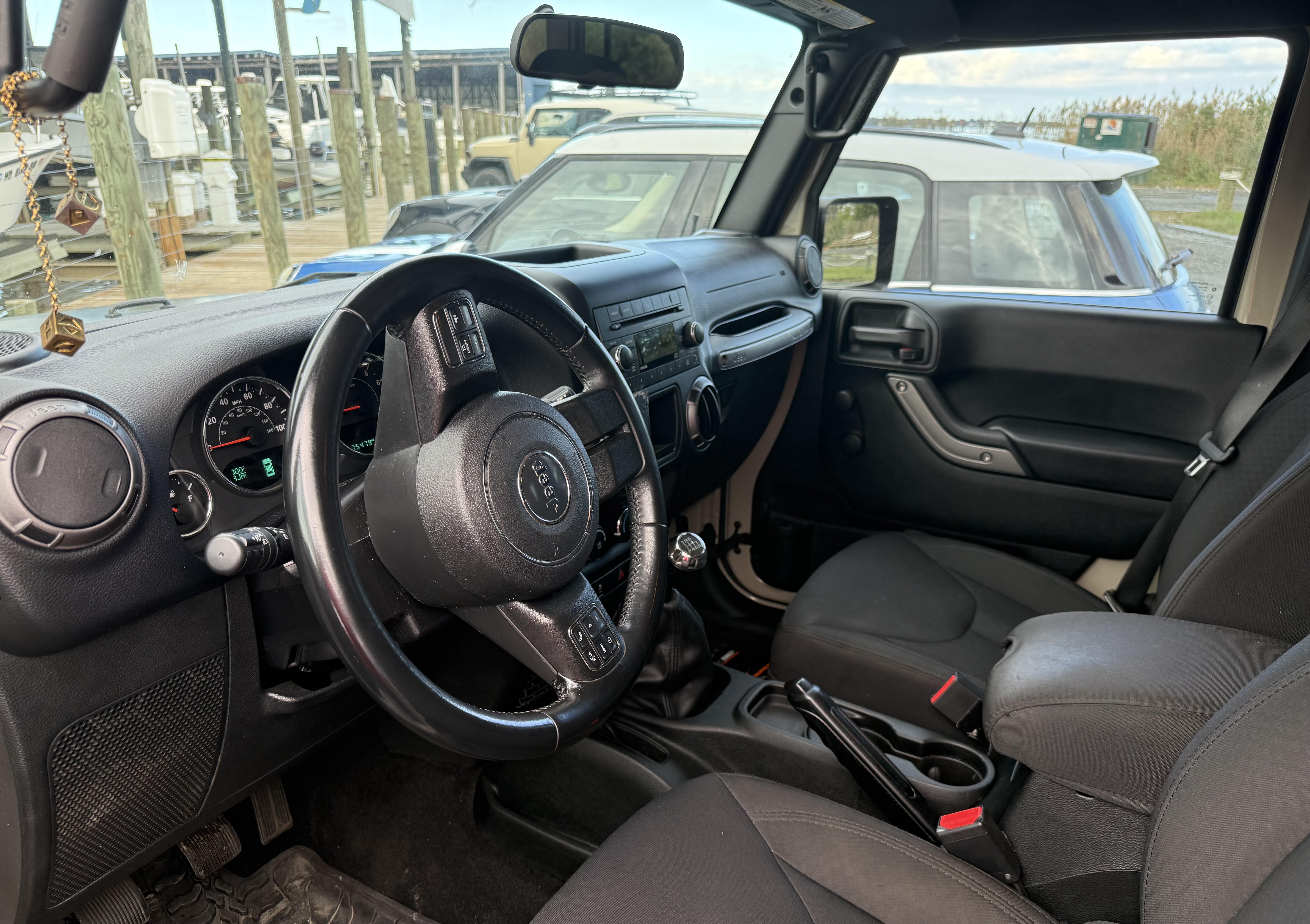 Used 2018 Jeep Wrangler Unlimited Sport AWD/4WD image 16