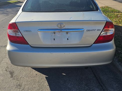 Used 2002 Toyota Camry XLE image 5