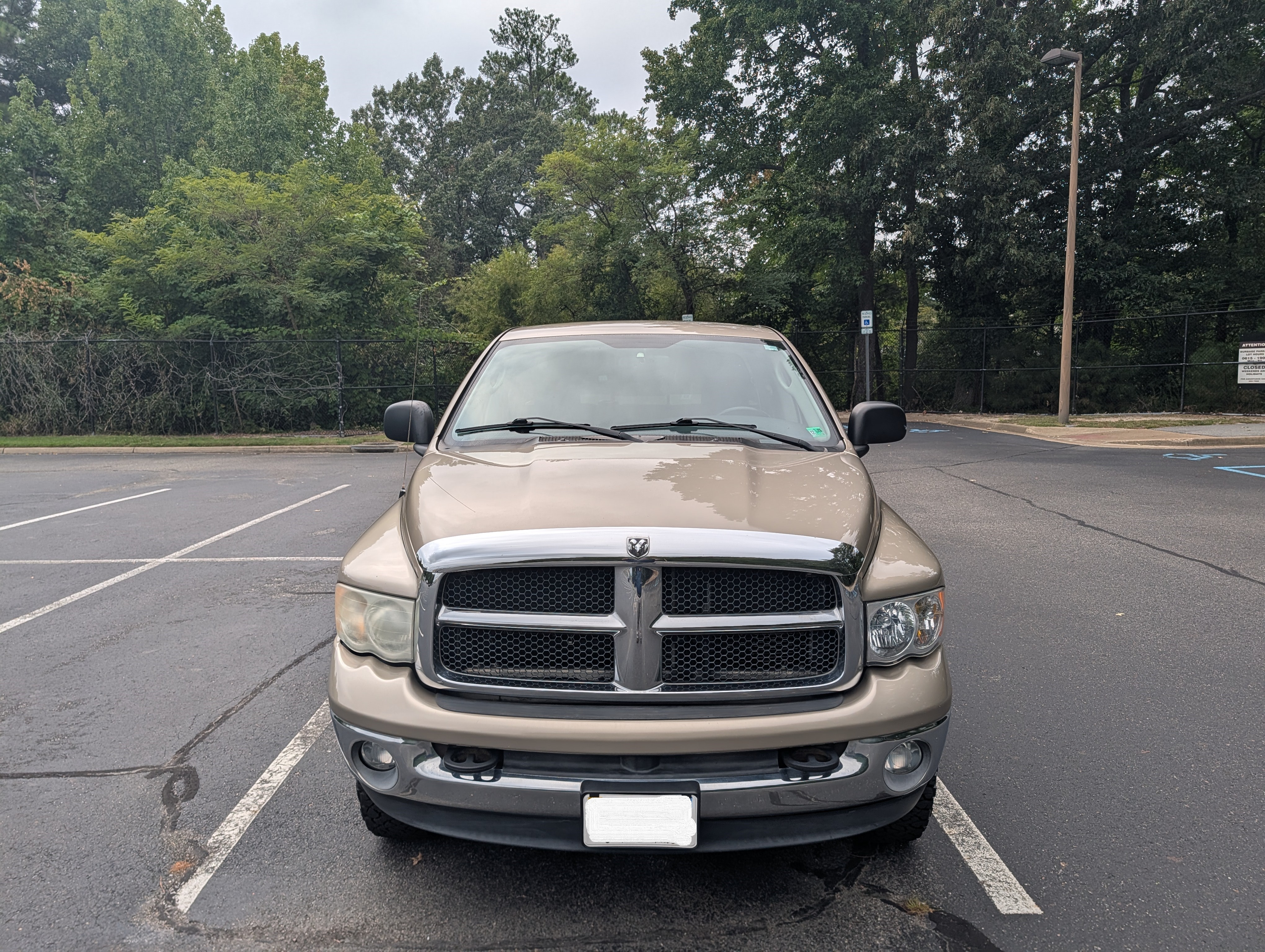 Used 2003 Dodge Ram 2500 Truck SLT AWD/4WD image 2