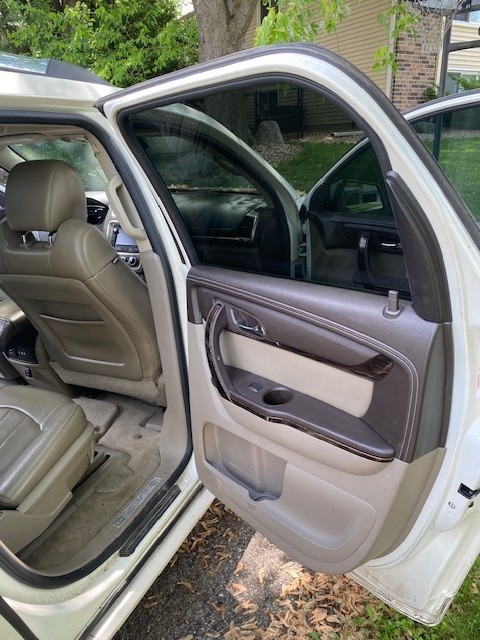 Used 2014 GMC Acadia Denali FWD image 6