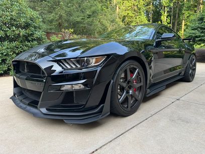 Used 2022 Ford Mustang Shelby GT500 w/ Carbon Fiber Track Pack