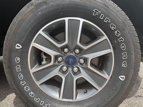 Used 2016 Ford F150 XLT w/ Equipment Group 302A Luxury AWD/4WD image 25