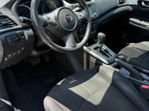 Used 2018 Nissan Sentra S FWD image 9