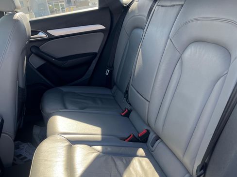 Used 2018 Audi Q3 2.0T Premium AWD/4WD image 2