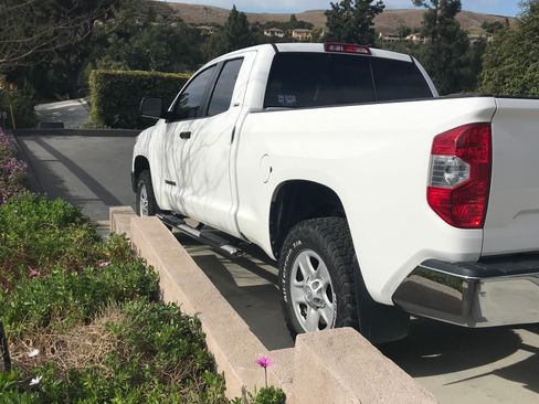 Used 2018 Toyota Tundra SR5 RWD image 8