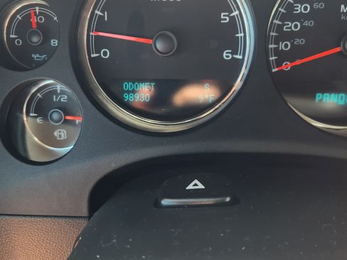 Used 2013 GMC Yukon XL SLT w/ Regional Value Package image 11