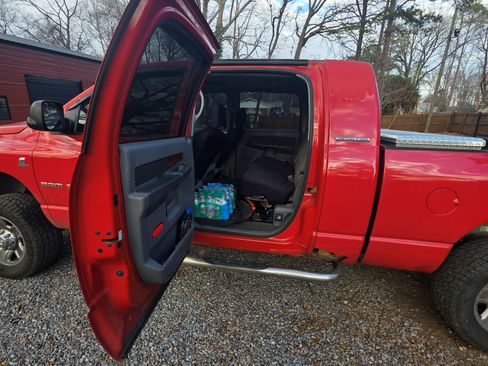 Used 2006 Dodge Ram 2500 Truck SLT w/ Light Group image 6